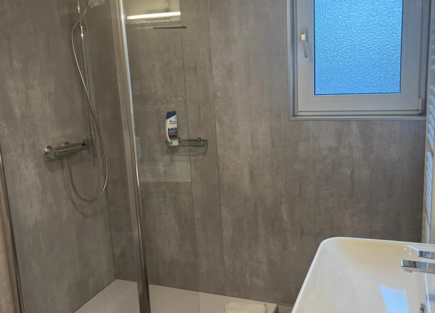 *** Hotell Gasthaus Zur Krone Großheubach Tyskland